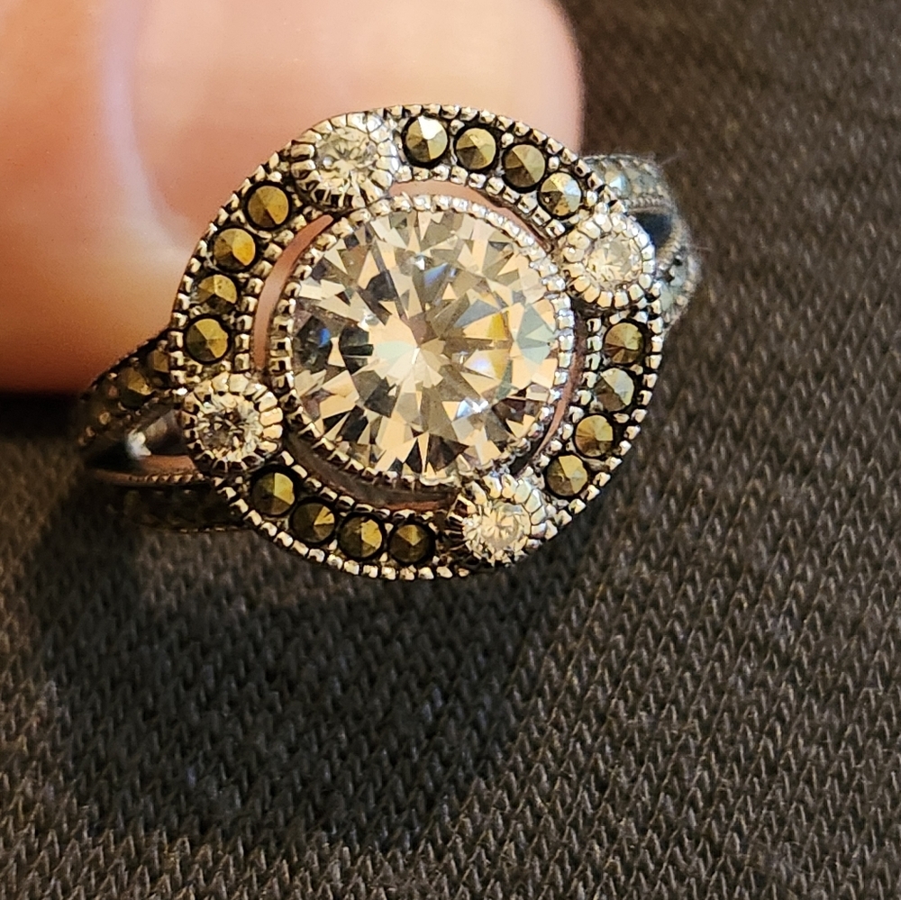 ​💍 VINTAGE 925 Thailand Marcasite CZ Halo Split Shank Ring - Picture 5 of 14